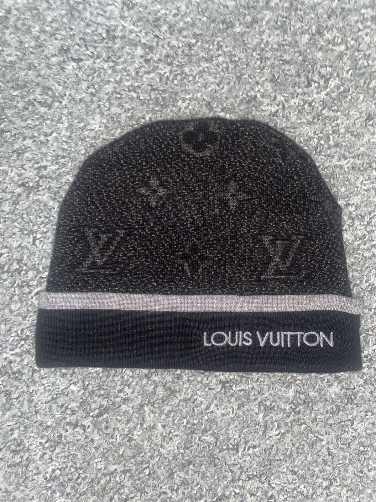 VIRAL LVT BEANIE